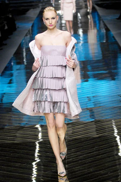 Look 17